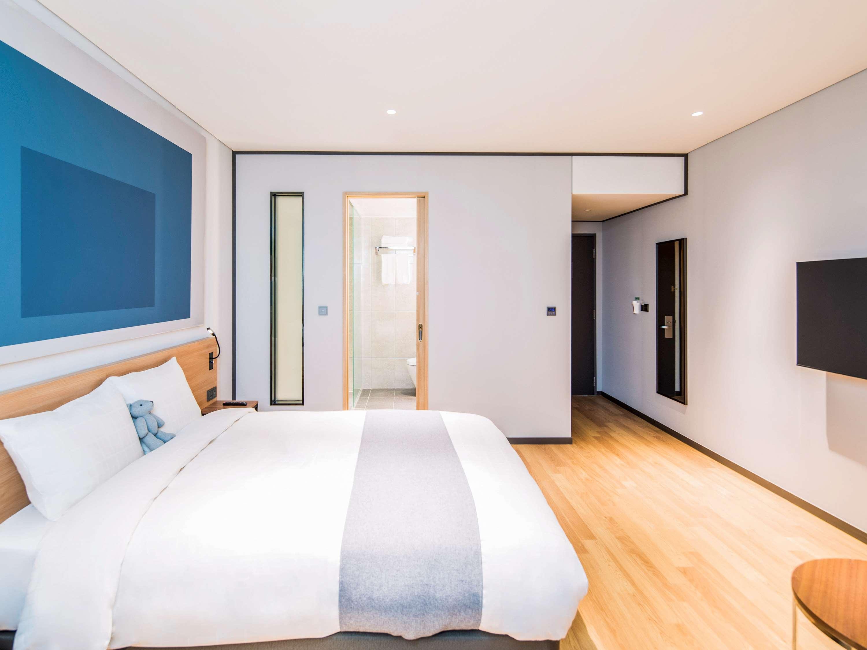 Ibis Ambassador Suwon Hotel Ngoại thất bức ảnh