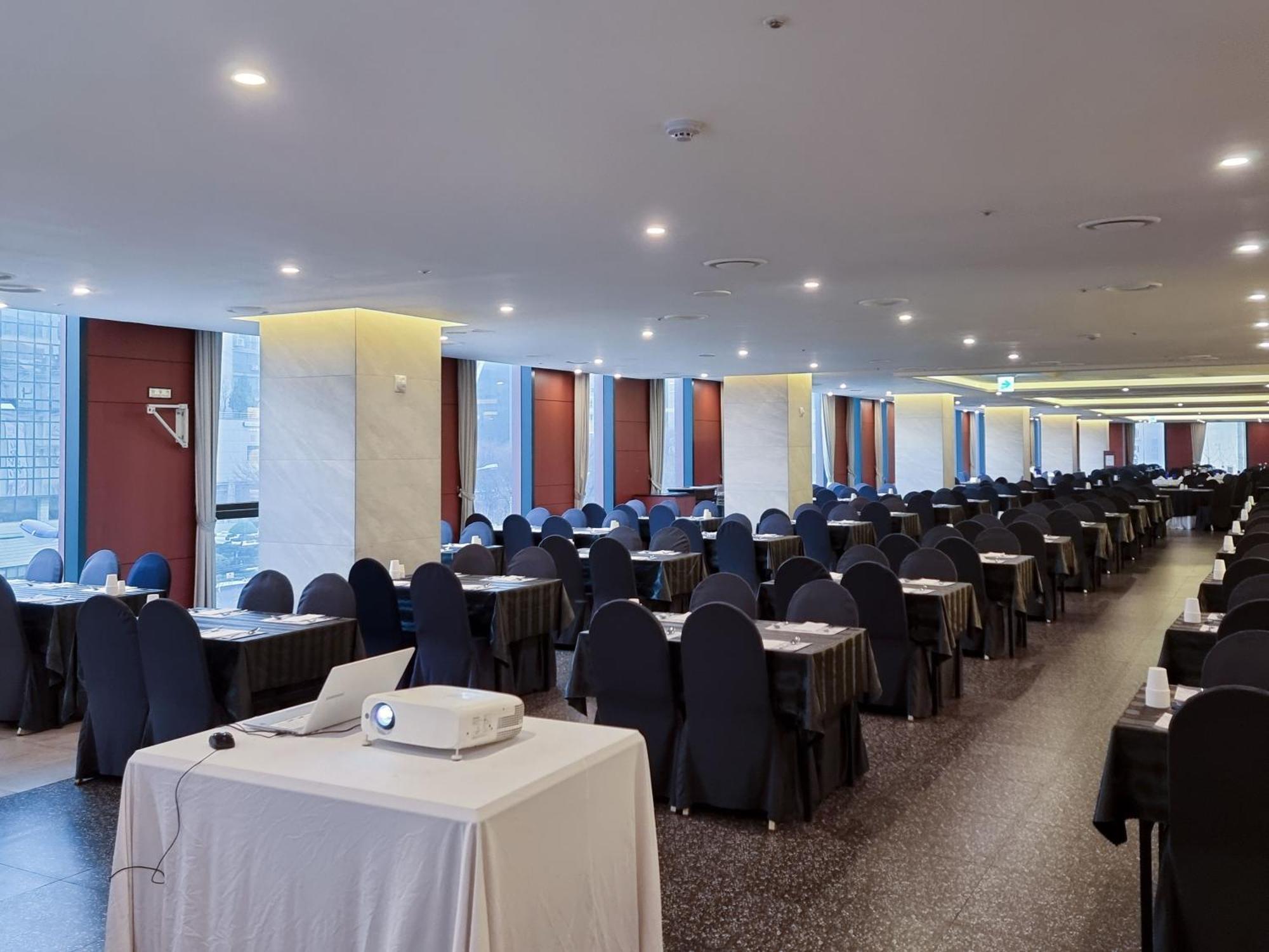 Ibis Ambassador Suwon Hotel Ngoại thất bức ảnh